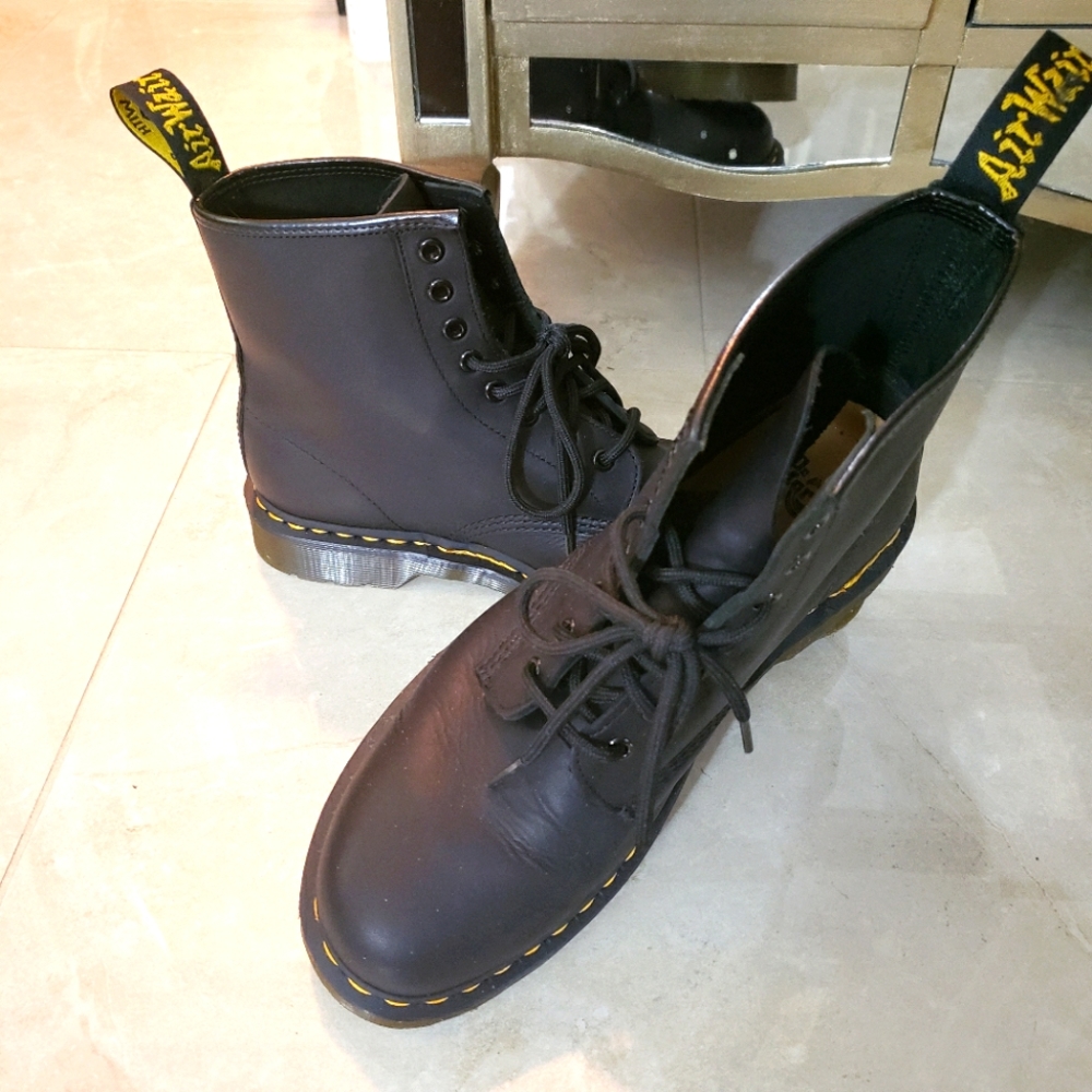 Dr. Martens 1460 black boots 9
